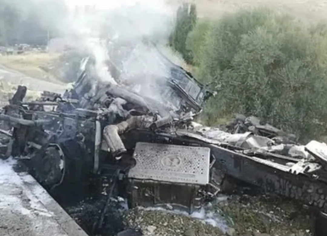 Manşet: Malatya’da Tır Otobüse Çarptı, Şarampole Devrildi