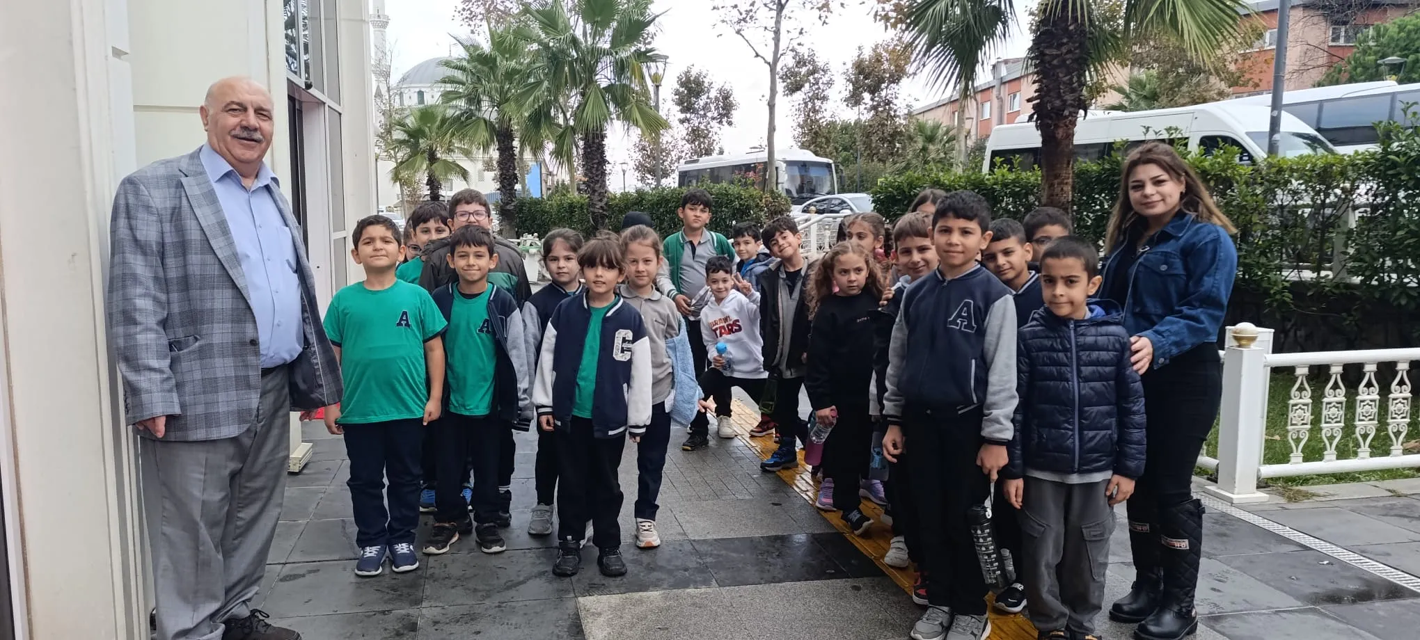 Manşet: Başlangıç Koleji Öğrencilerinden Sultanbeyli Belediyesi’nin “sevgi Müzikali”ne Yoğun İlgi