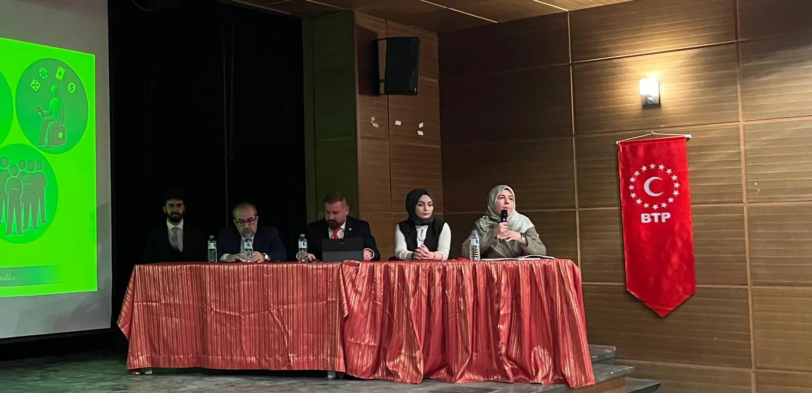 Manşet: BTP'den Elazığ'da Geleceği Savunmak programı