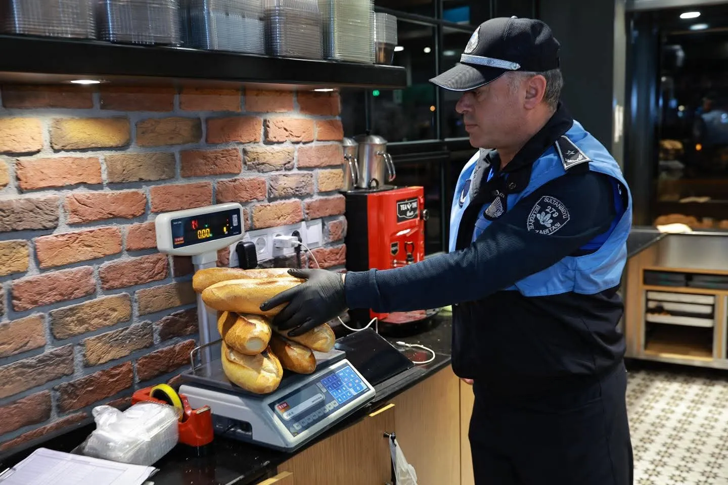 Manşet: Sultanbeyli Belediyesi’nden Fırın Ve Pastanelere Sıkı Denetim