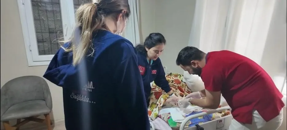 Sarıçam Belediyesi Evde Sağlık Hizmetleri Aralıksız Devam Ediyor